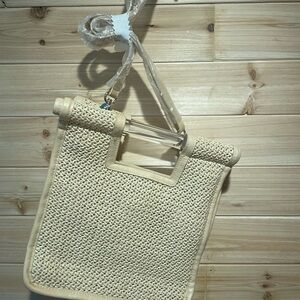 beis Woven Handbag
